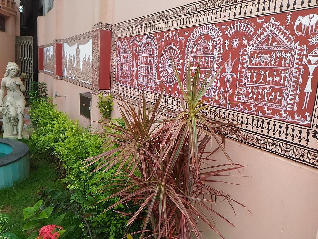 Madhusmruti Apartment Puri Exterior photo